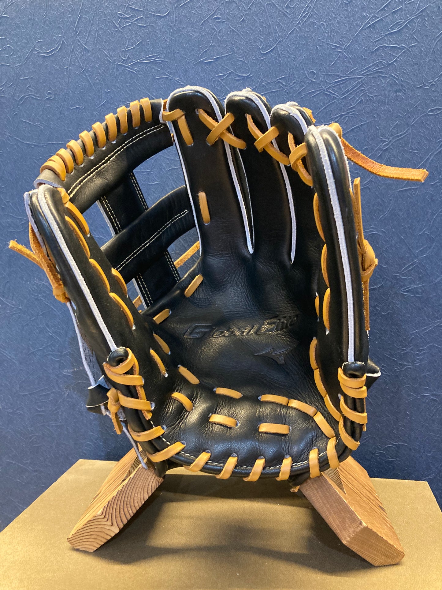 ミズノ 軟式内野手用グラブ グローバルエリートPROFESSIONAL 紅林型 1AJGR34213