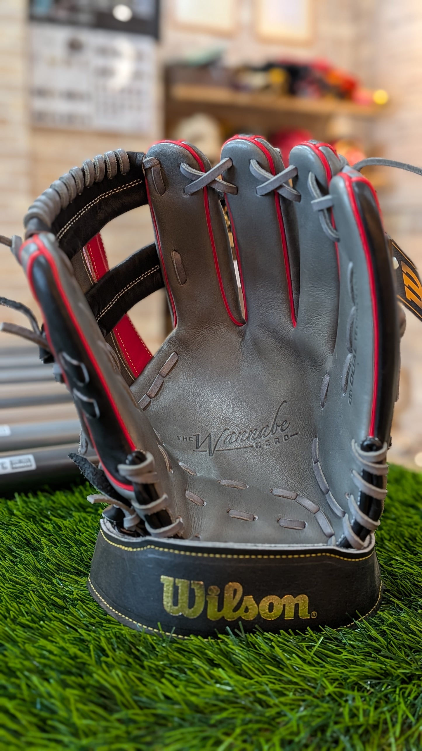 Wilson Wannabe Hero Soft Baseball Glove, Infielder's, DU Type, Limited Edition (WBW103071)