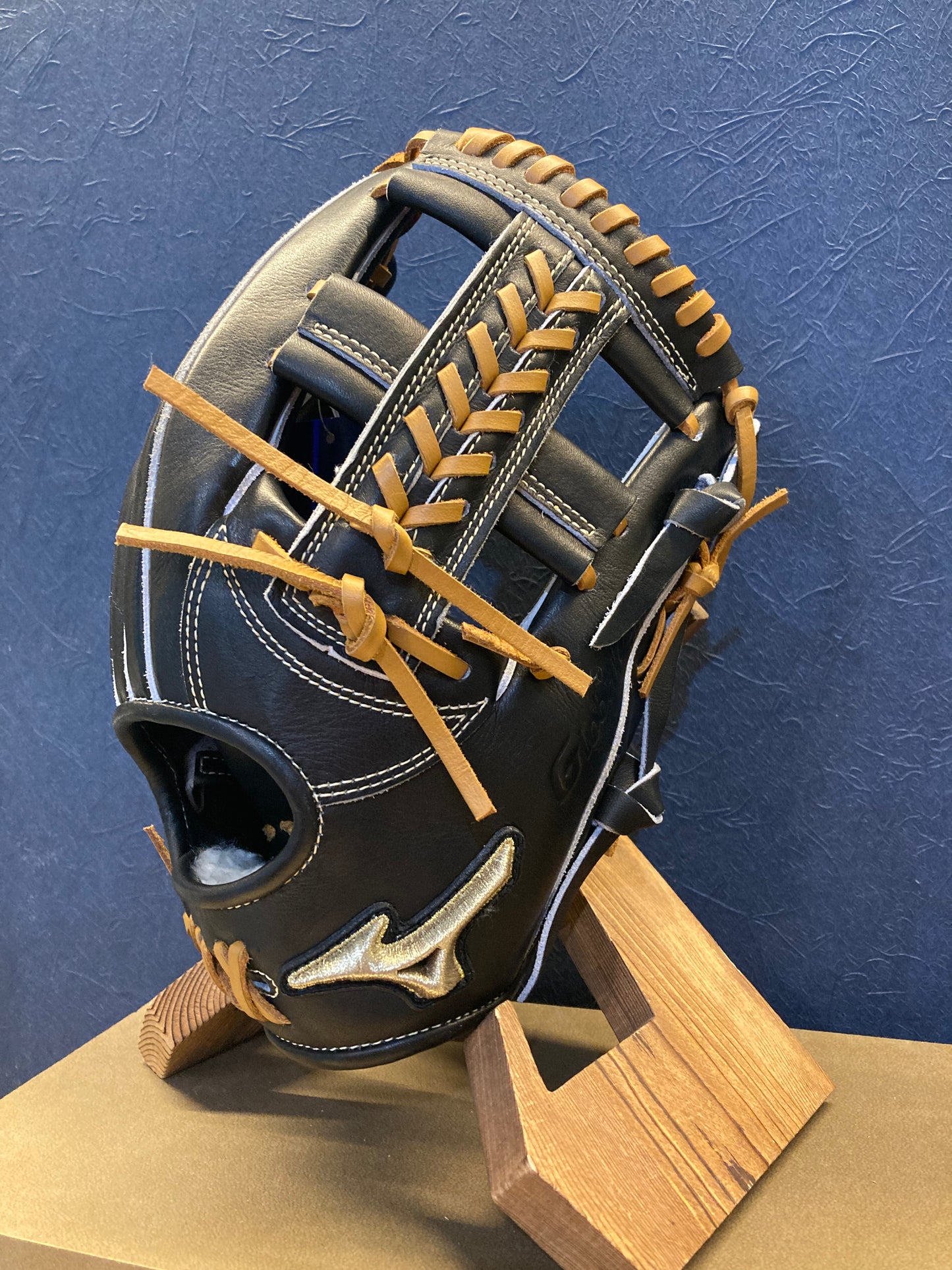 ミズノ 軟式内野手用グラブ グローバルエリートPROFESSIONAL 紅林型 1AJGR34213