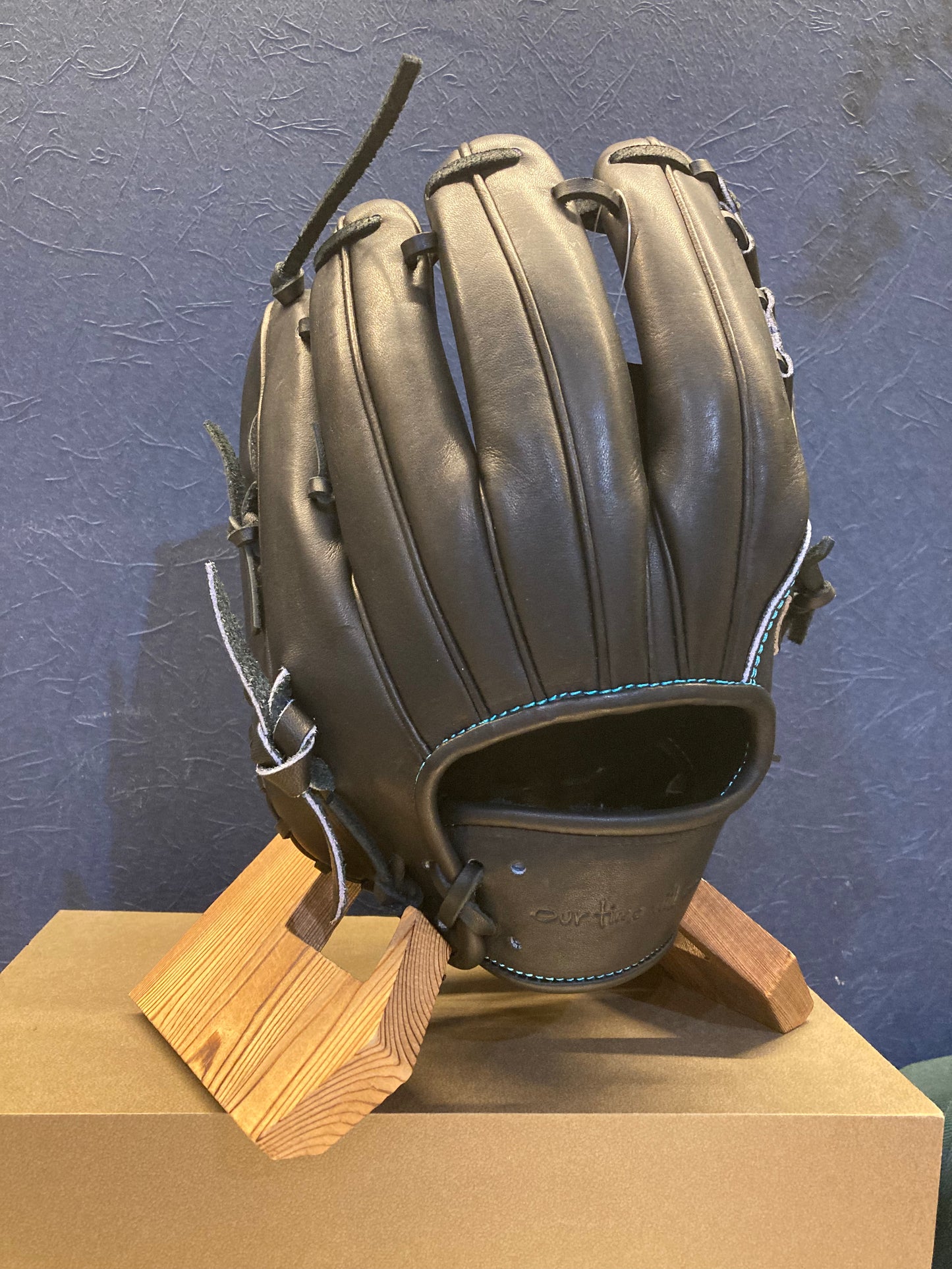 Amazing 硬式内野手用グラブ AG-06型 限定クロスウェブ ステッチブルー AG006XB