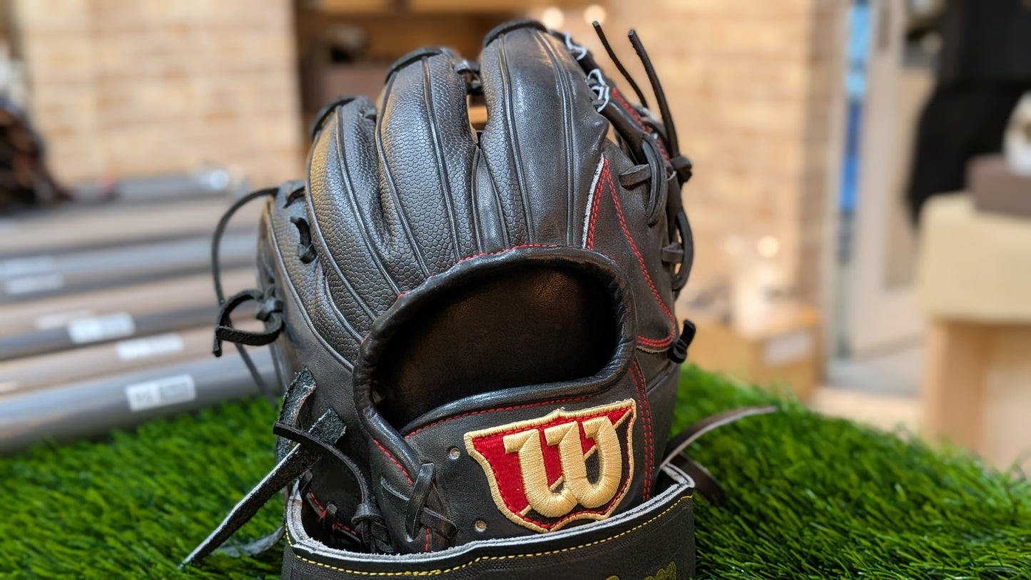 Wilson Hard Training Glove WTAHTQD6H 90SS