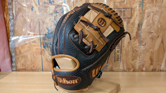 Wilson 86-inch Infielder's Glove, Limited Edition Wannabe Hero, Steamed