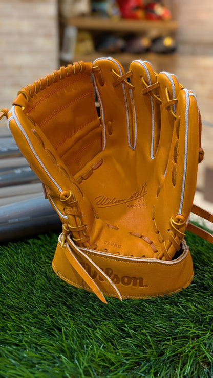 Wilson SA17 Hardball Pitcher's Glove