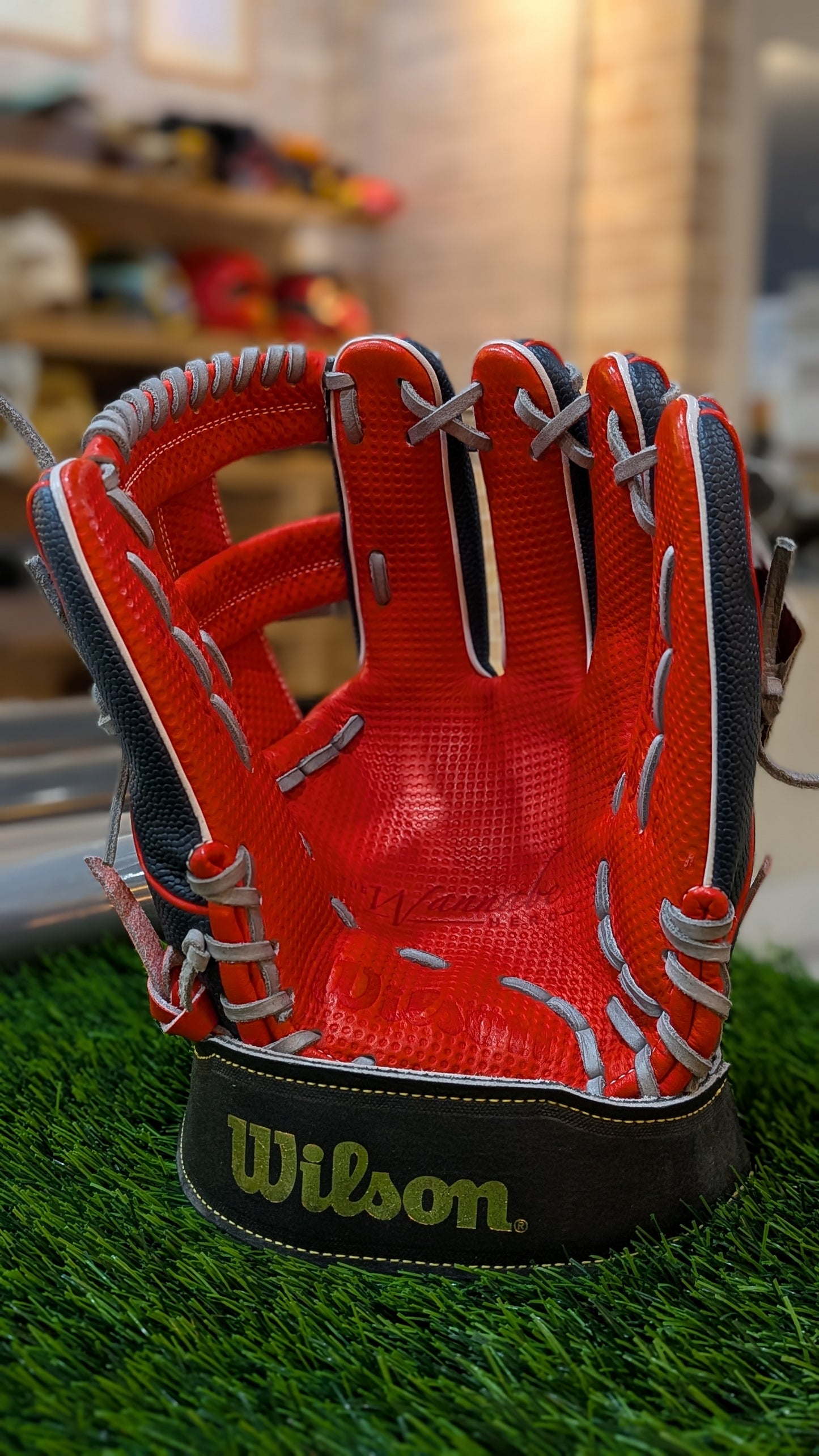 Wilson 27-inch Infielder's Glove, Limited Edition Wannabe Hero, Steamed