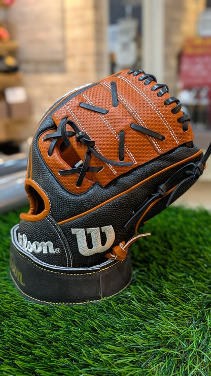 Wilson X2 Soft Baseball Glove for Infielders, Limited Edition, Wannabe Hero
