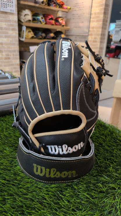 Wilson Soft Baseball Glove, Infielder's, Model 87, Limited Edition, Wannabe Hero (WBW103796)