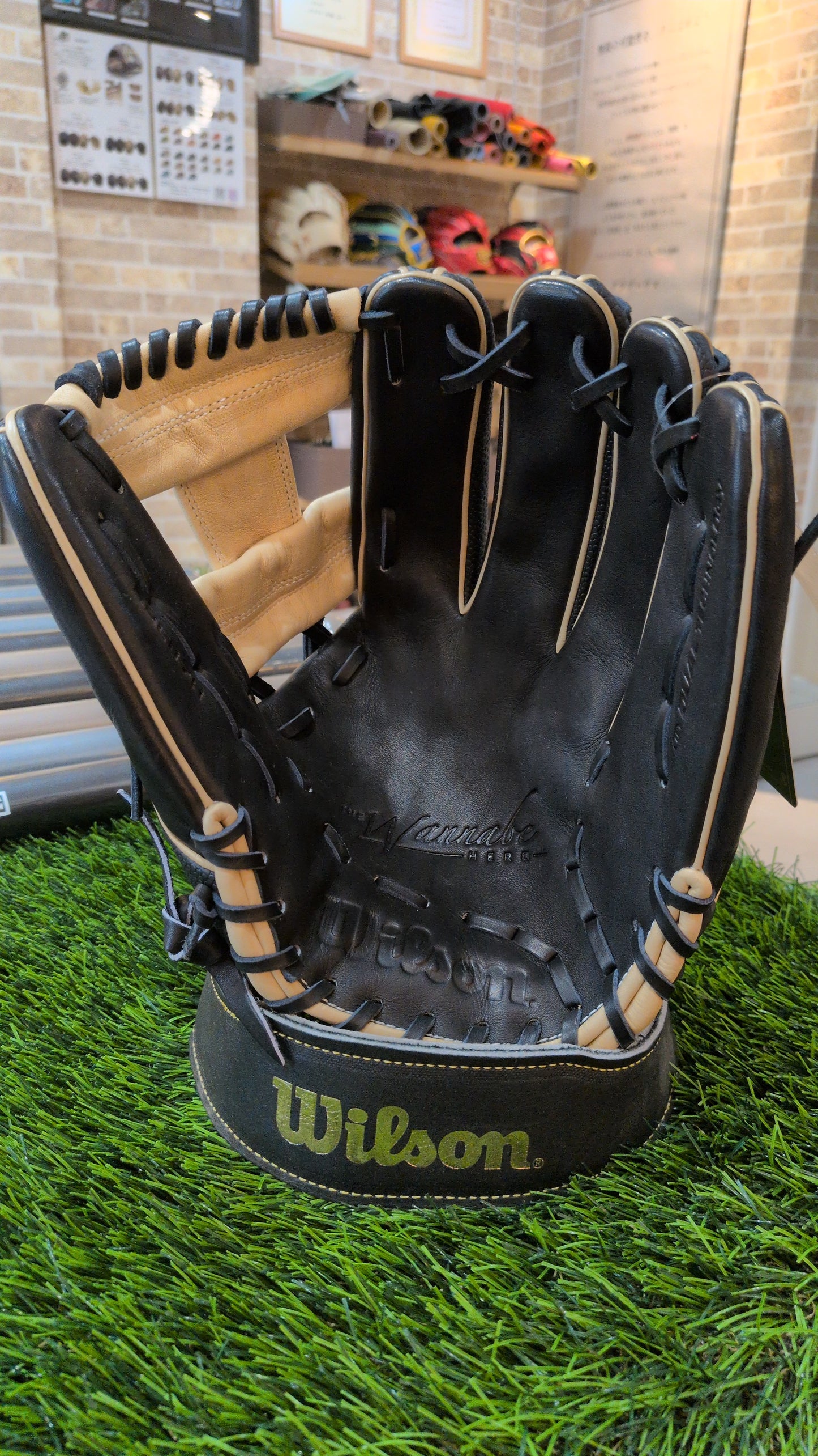 Wilson Soft Baseball Glove, Infielder's, Model 87, Limited Edition, Wannabe Hero (WBW103796)