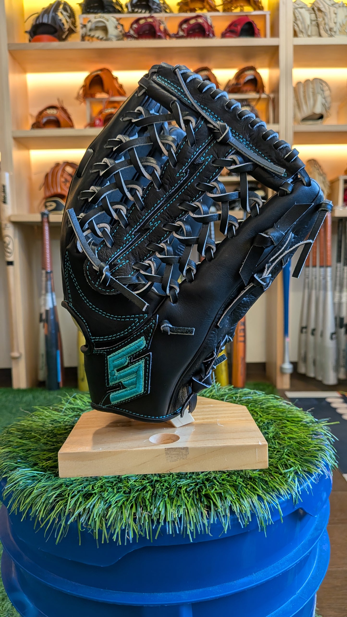 FIVE 5周年限定グラブ 硬式外野手用 ブラック F801 LH