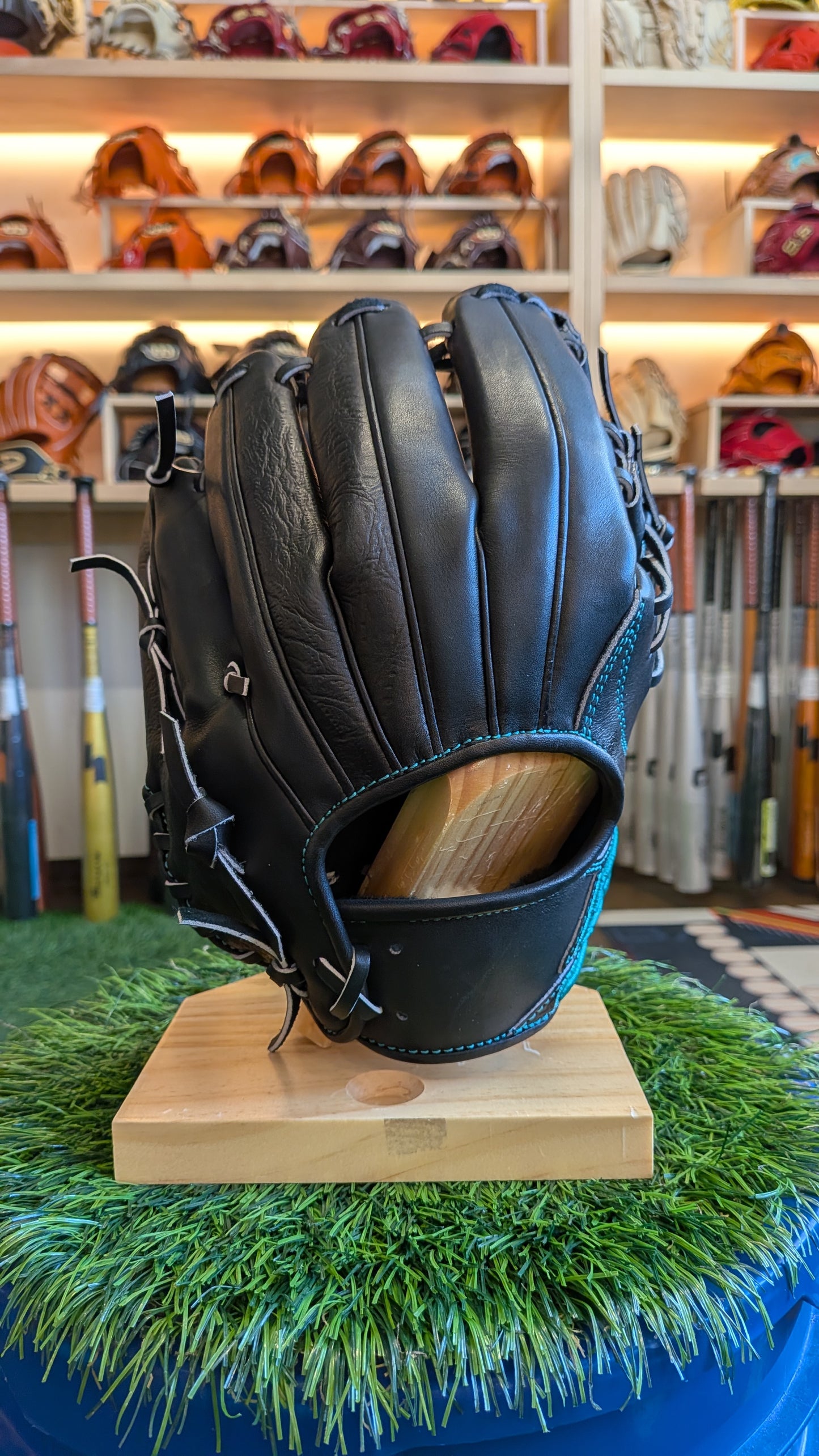FIVE 5周年限定グラブ 硬式内野手用 ブラック F601 LH