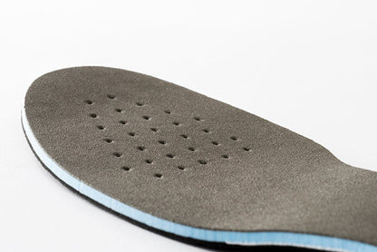 My legs are faster! My lower back pain is gone! BMZ insoles "106 D-tune" are recommended for sports that involve intense movements back and forth and side to side! Patented cuboid theory 